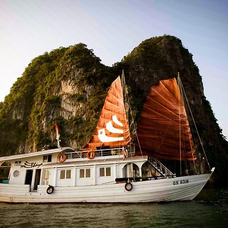 Bhaya Legend Cruises Hotel Ha Long Bagian luar foto