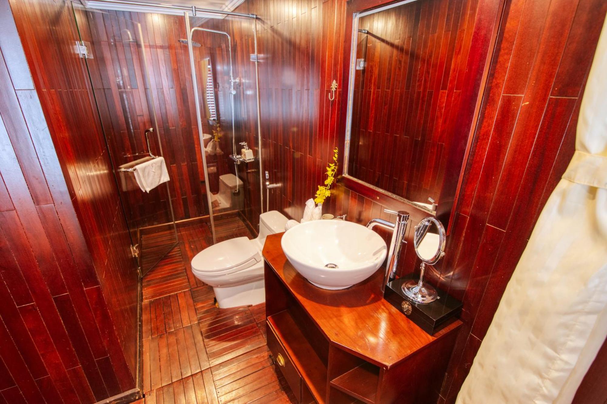 Bhaya Legend Cruises Hotel Ha Long Ruang foto